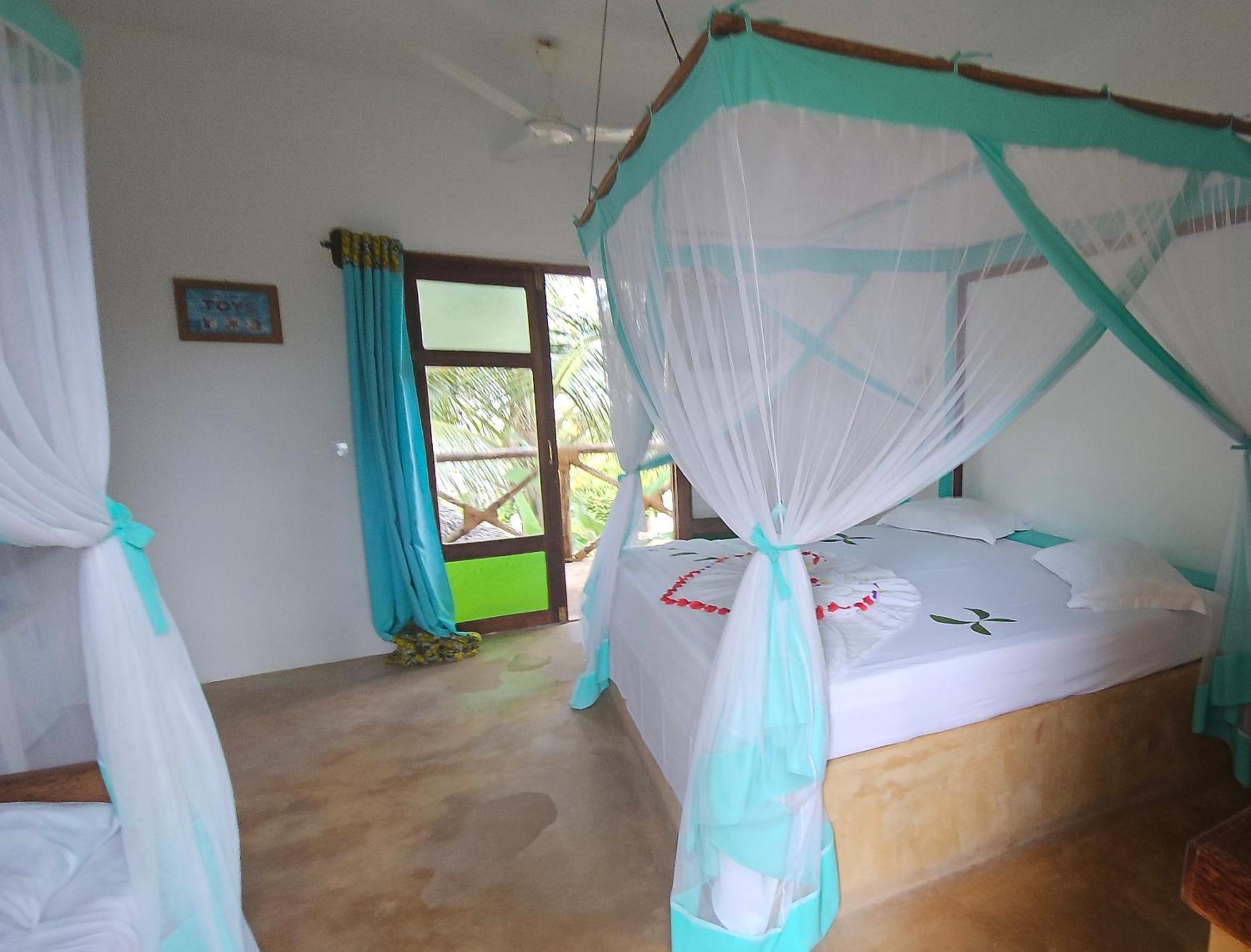 Kiganja Bed & Breakfast Matemwe  Exterior photo